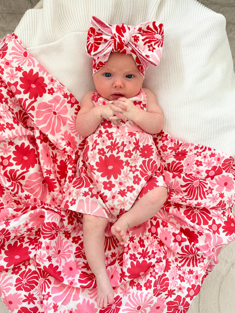 SWADDLE | ROSA