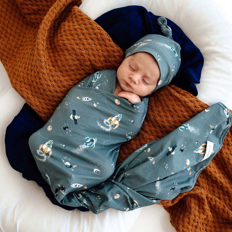 Rocket Organic Jersey Wrap & Beanie Set